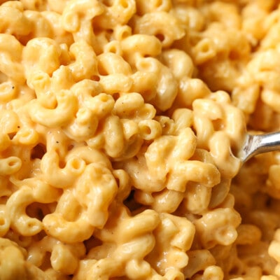 Macaroni and cheese made in a crock pot