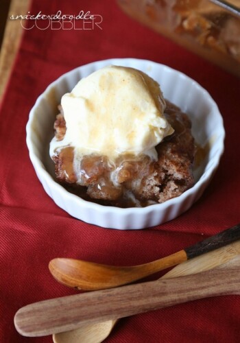 Snickerdoodle Cobbler...such an easy dessert that everyone will LOVE!